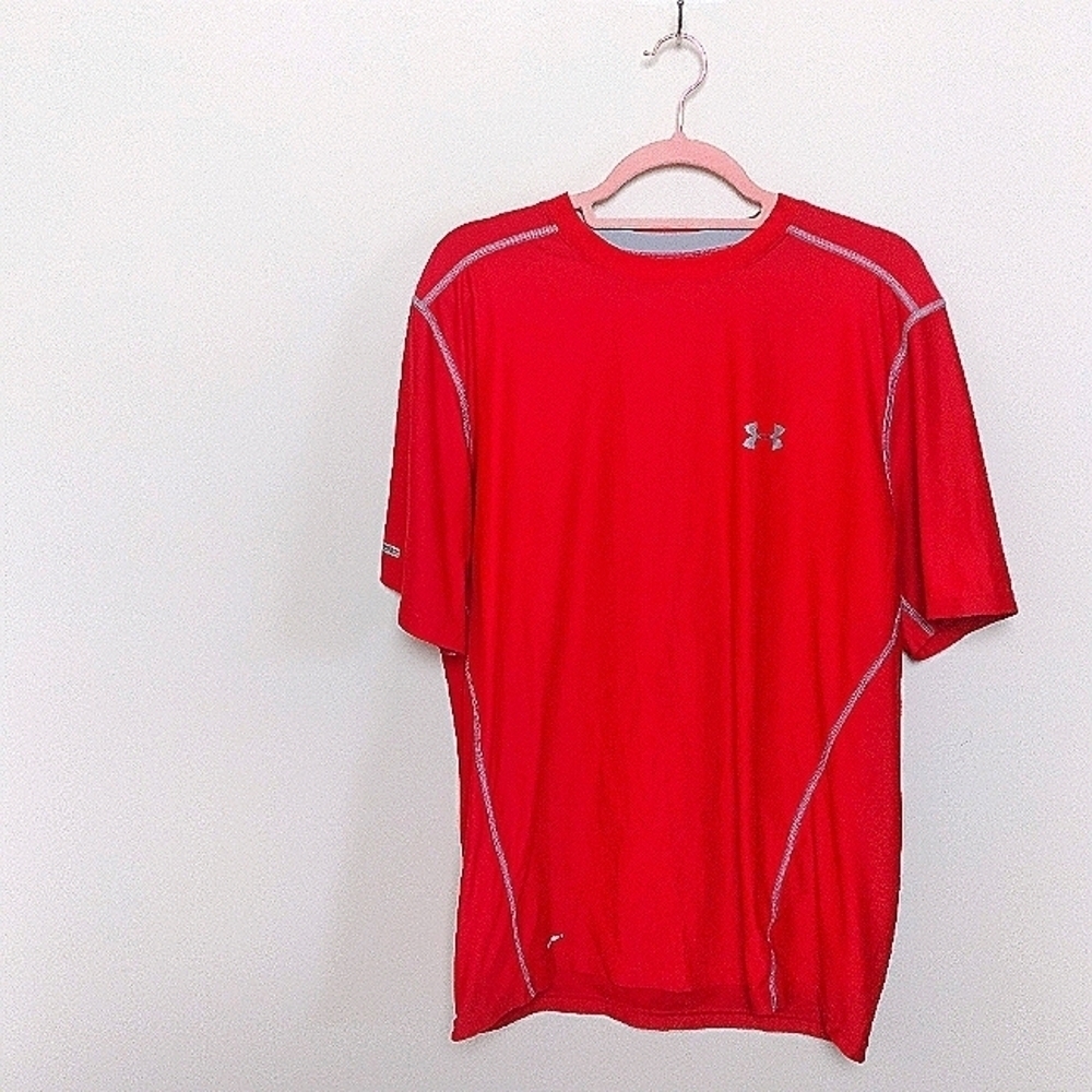 Under Armour Red Short Sleeve Heatgear Fitted Athletic Tee Shirt Size XL